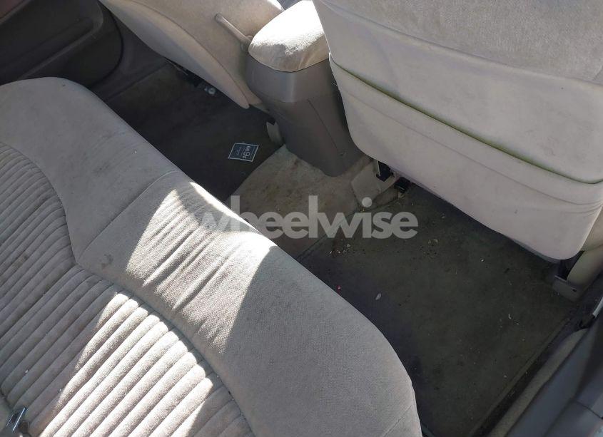 Photo 8 of 1998 Honda Accord EX (VIN 1HGCG6674WA107380)