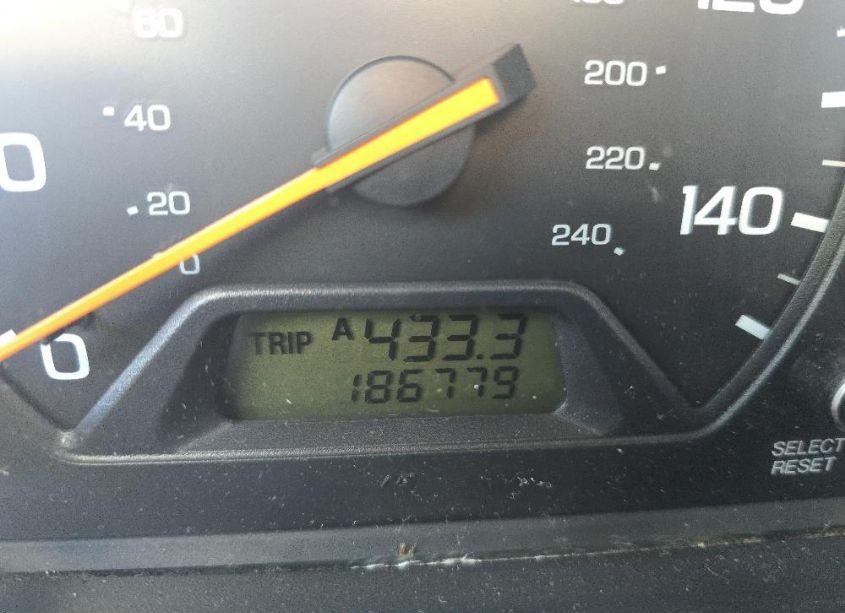 Photo 7 of 2002 Honda Accord 2.3 LX (VIN 1HGCG66752A068213)