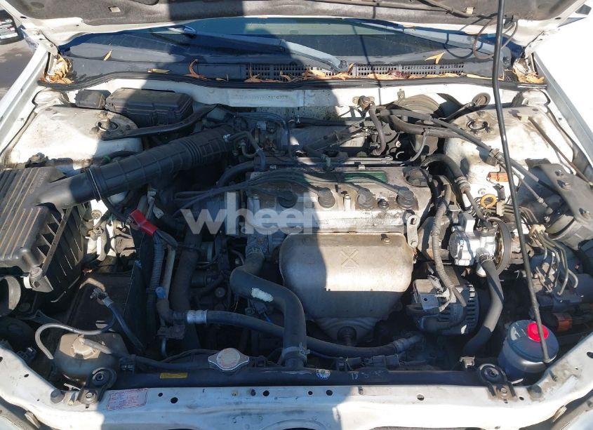 Photo 10 of 1999 Honda Accord EX (VIN 1HGCG6675XA016717)