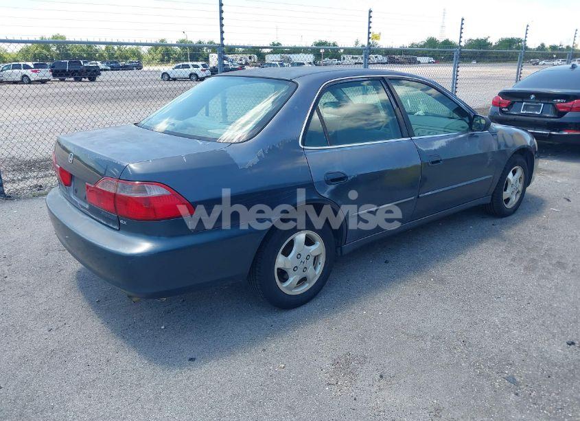 Photo 4 of 1998 Honda Accord EX (VIN 1HGCG6676WA170917)