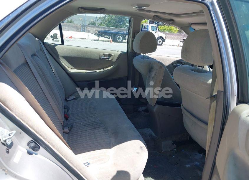 Photo 8 of 1998 Honda Accord EX (VIN 1HGCG6677WA207165)