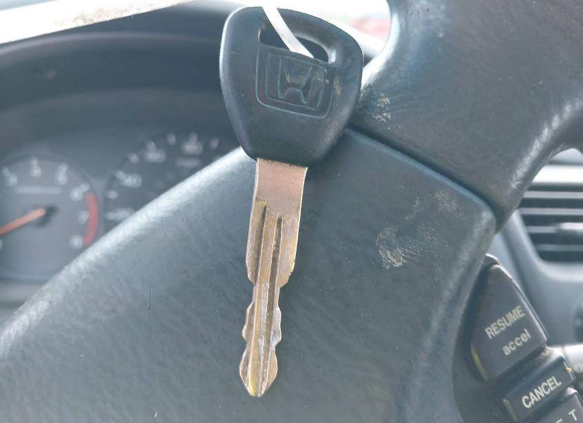 Photo 11 of 2000 Honda Accord 2.3 EX (VIN 1HGCG6677YA021130)