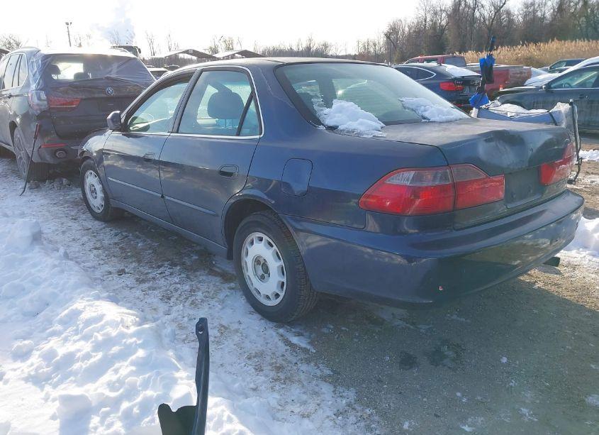 Photo 3 of 2000 Honda Accord 2.3 EX (VIN 1HGCG6677YA021130)
