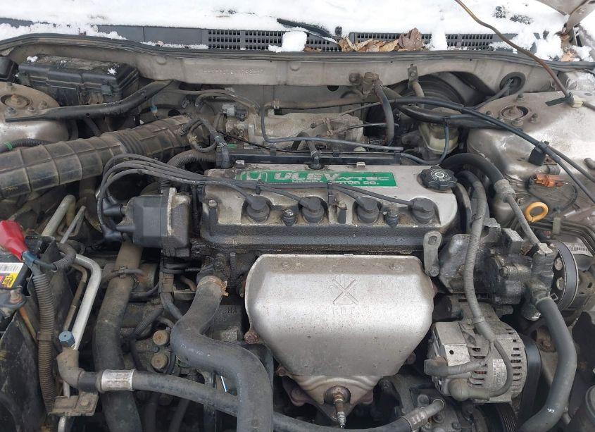 Photo 10 of 1998 Honda Accord EX (VIN 1HGCG6678WA096867)