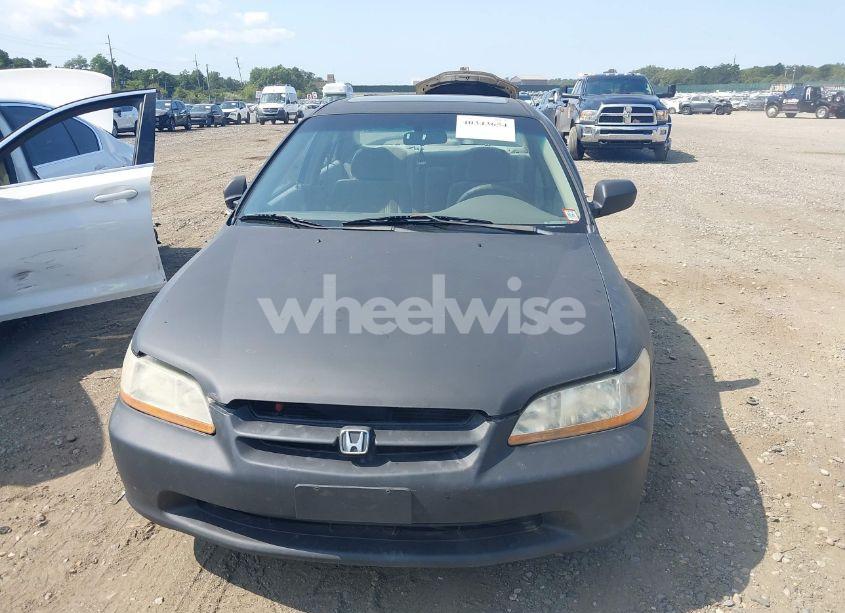 Photo 6 of 2000 Honda Accord 2.3 EX (VIN 1HGCG6678YA100080)