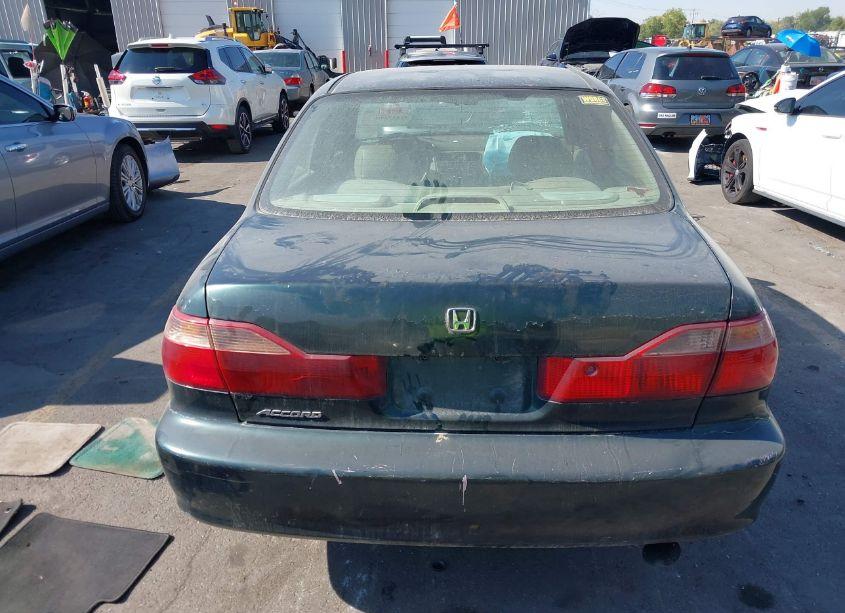 Photo 16 of 1998 Honda Accord EX (VIN 1HGCG667XWA237812)
