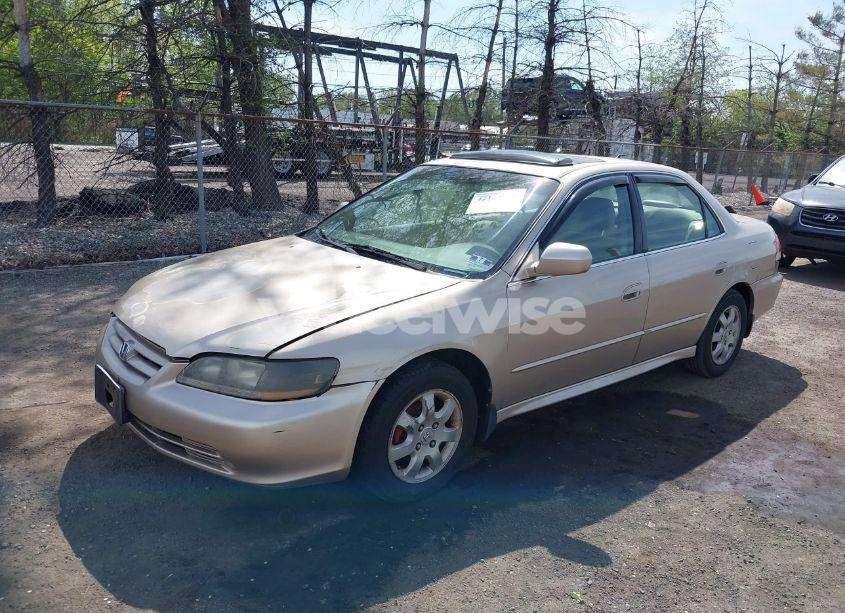 Photo 2 of 2002 Honda Accord 2.3 EX/2.3 SE (VIN 1HGCG66802A006419)