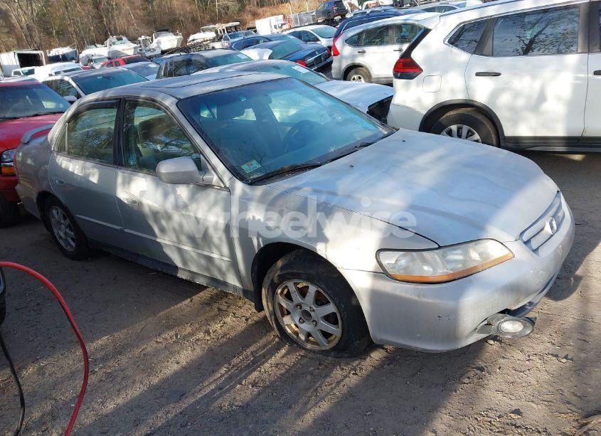 2002 Honda Accord 2.3 EX/2.3 SE (VIN 1HGCG66802A040974) main photo