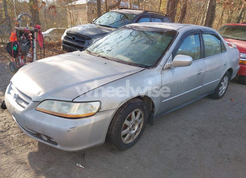 Photo 2 of 2002 Honda Accord 2.3 EX/2.3 SE (VIN 1HGCG66802A040974)