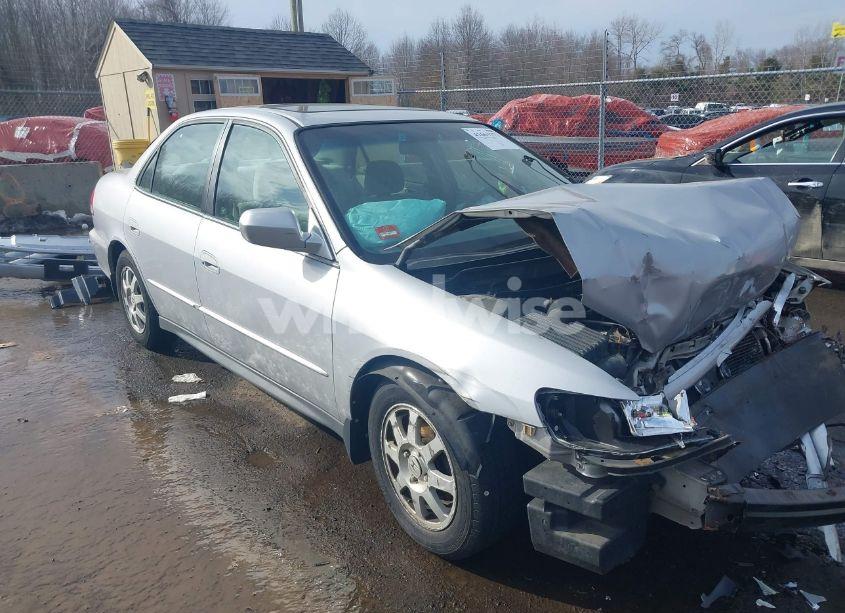 2002 Honda Accord 2.3 EX/2.3 SE (VIN 1HGCG66802A104348) main photo