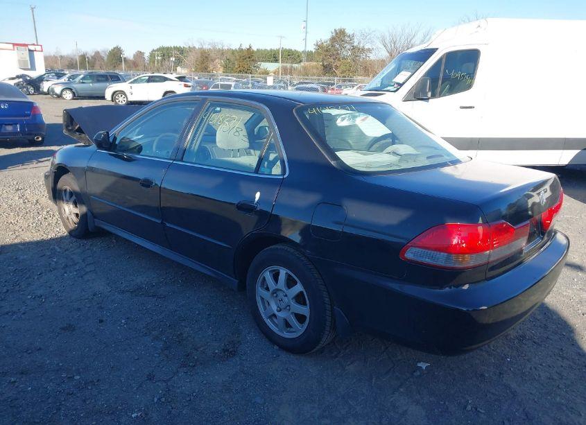 Photo 3 of 2002 Honda Accord 2.3 EX/2.3 SE (VIN 1HGCG66802A114958)