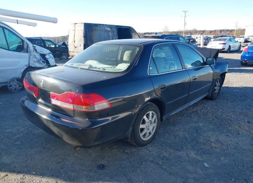 Photo 4 of 2002 Honda Accord 2.3 EX/2.3 SE (VIN 1HGCG66802A114958)