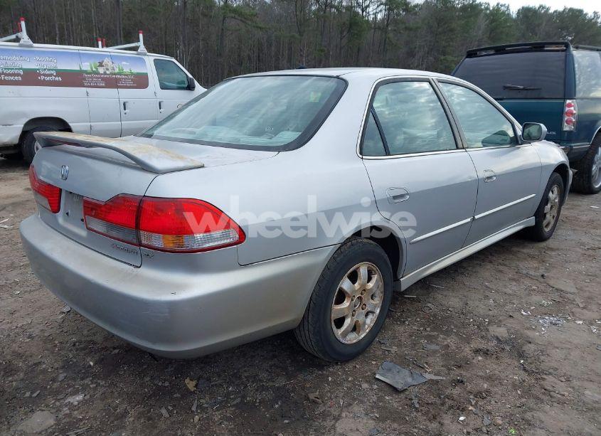 Photo 4 of 2001 Honda Accord 2.3 EX (VIN 1HGCG66811A076526)