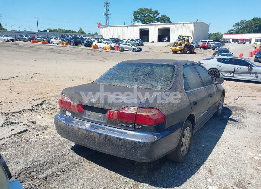 Photo 4 of 2001 Honda Accord 2.3 EX (VIN 1HGCG66821A026914)