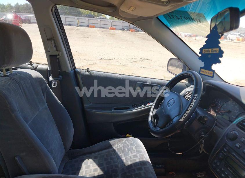 Photo 5 of 2001 Honda Accord 2.3 EX (VIN 1HGCG66821A026914)