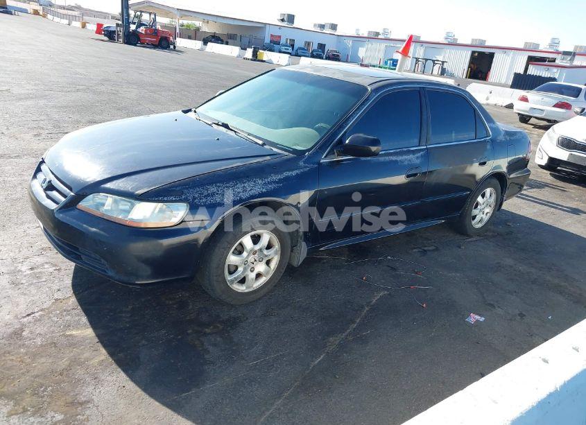 Photo 12 of 2002 Honda Accord 2.3 EX/2.3 SE (VIN 1HGCG66822A084412)