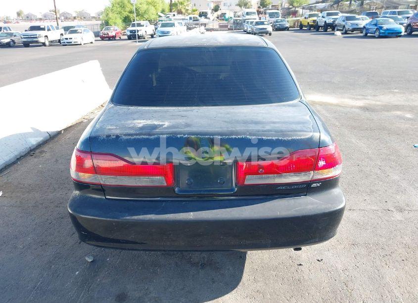 Photo 14 of 2002 Honda Accord 2.3 EX/2.3 SE (VIN 1HGCG66822A084412)