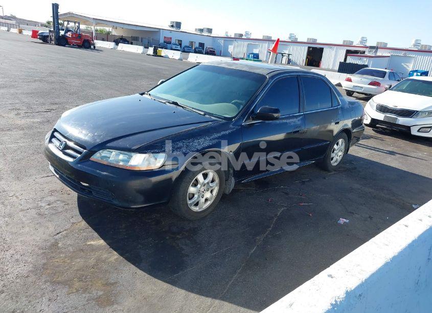 Photo 2 of 2002 Honda Accord 2.3 EX/2.3 SE (VIN 1HGCG66822A084412)