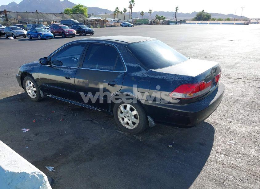 Photo 3 of 2002 Honda Accord 2.3 EX/2.3 SE (VIN 1HGCG66822A084412)