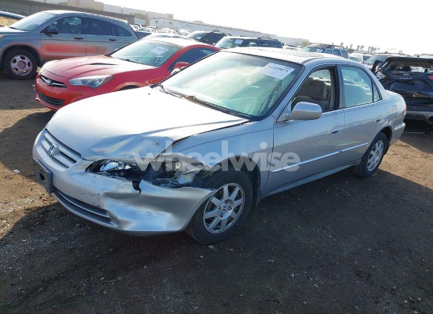 Photo 2 of 2002 Honda Accord 2.3 EX/2.3 SE (VIN 1HGCG66822A120468)