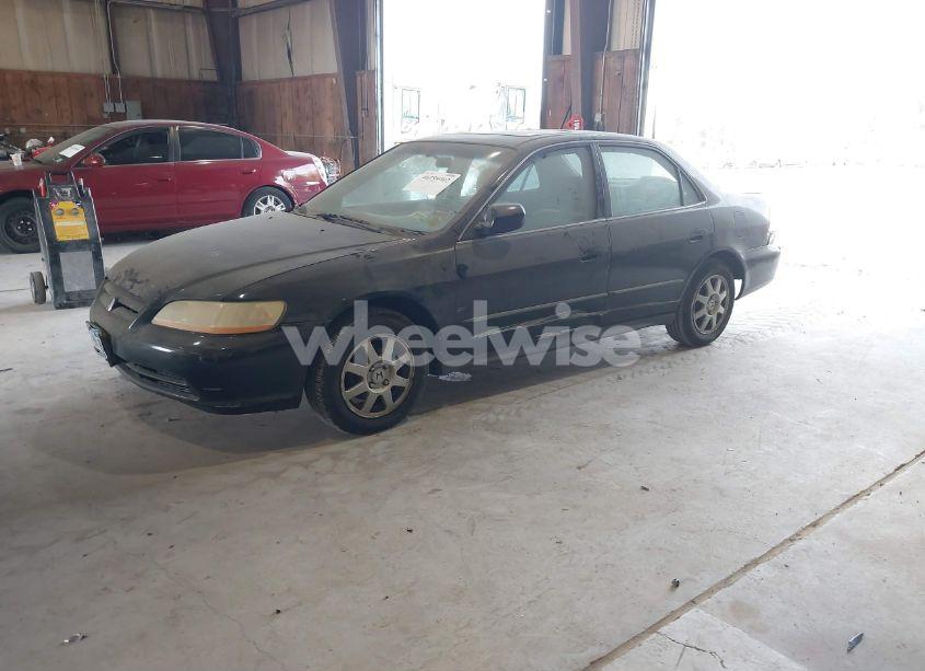 Photo 2 of 2002 Honda Accord 2.3 EX/2.3 SE (VIN 1HGCG66832A063701)