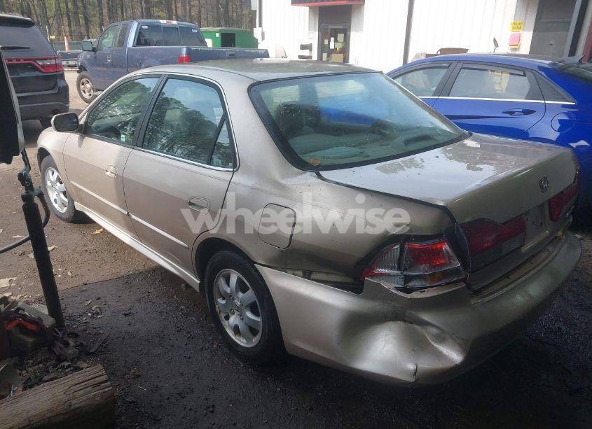 Photo 3 of 2001 Honda Accord 2.3 EX (VIN 1HGCG66841A084703)