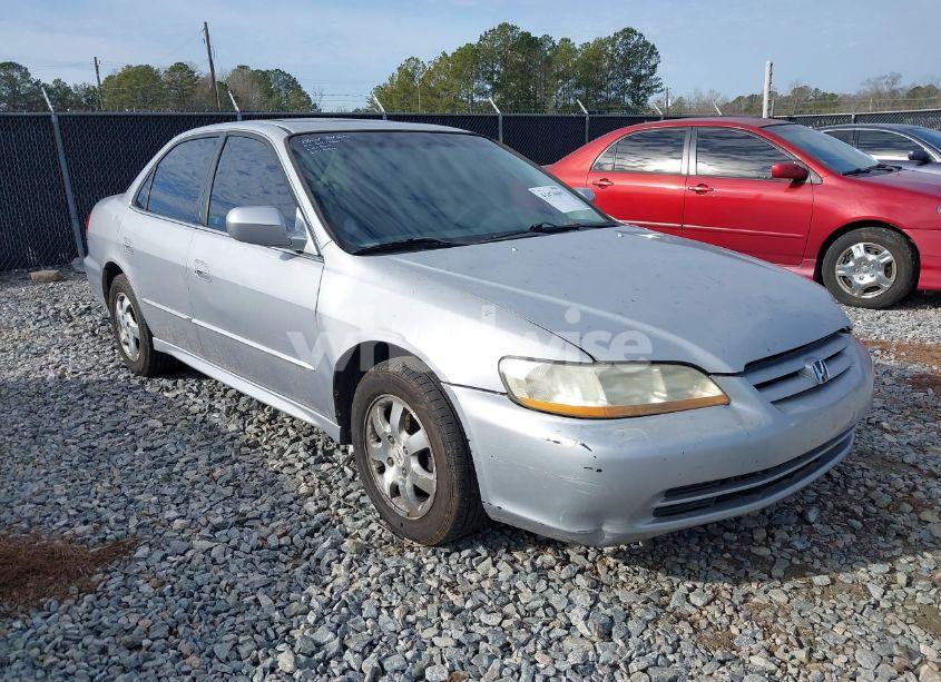 2002 Honda Accord 2.3 EX/2.3 SE (VIN 1HGCG66842A003992) main photo