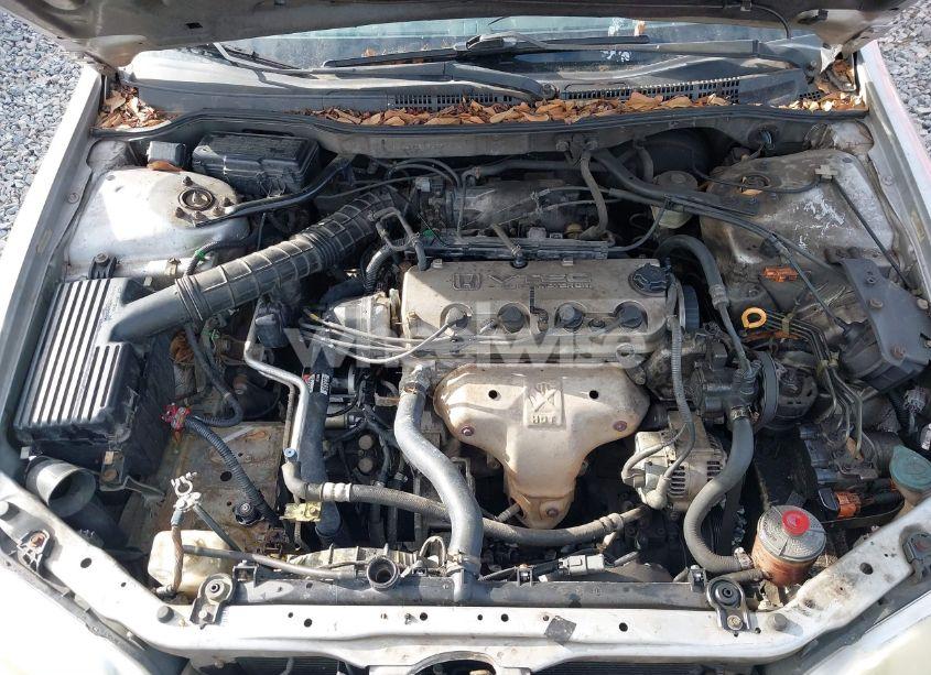 Photo 10 of 2002 Honda Accord 2.3 EX/2.3 SE (VIN 1HGCG66842A003992)