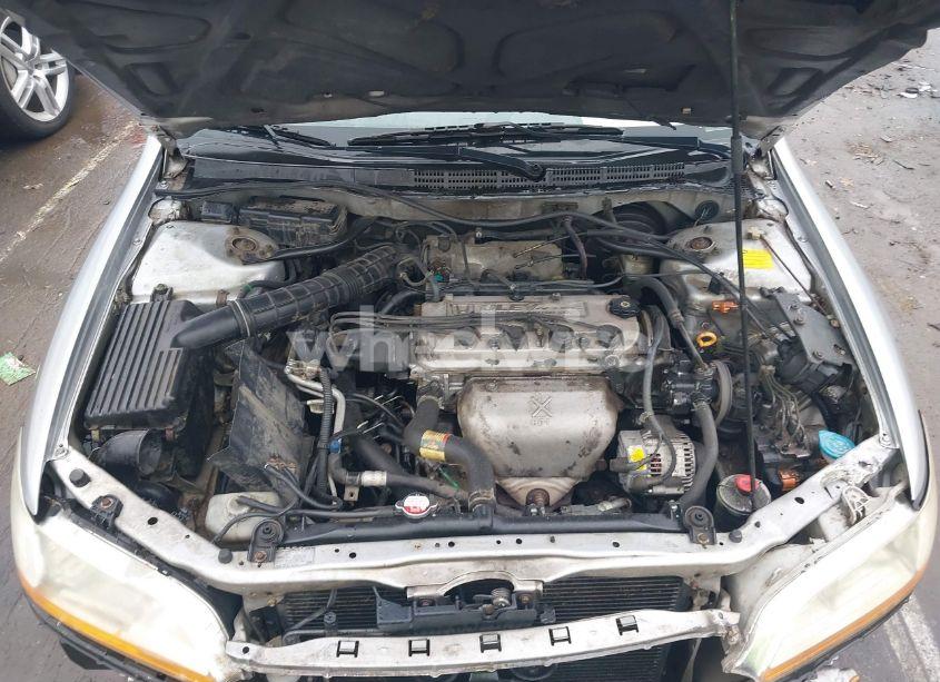 Photo 10 of 2002 Honda Accord 2.3 EX/2.3 SE (VIN 1HGCG66842A035602)