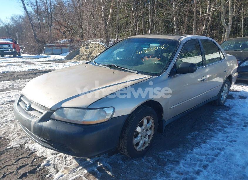 Photo 2 of 2002 Honda Accord 2.3 EX/2.3 SE (VIN 1HGCG66842A039102)