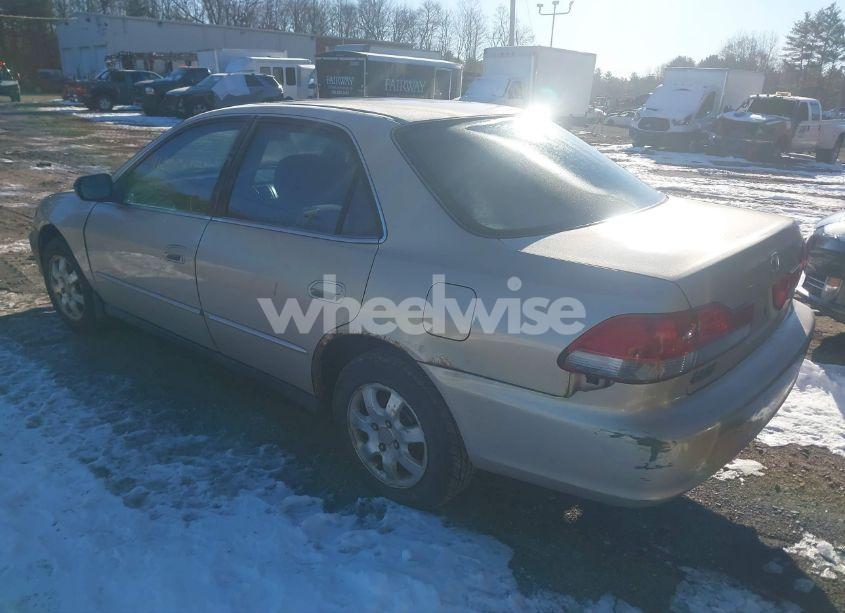 Photo 3 of 2002 Honda Accord 2.3 EX/2.3 SE (VIN 1HGCG66842A039102)