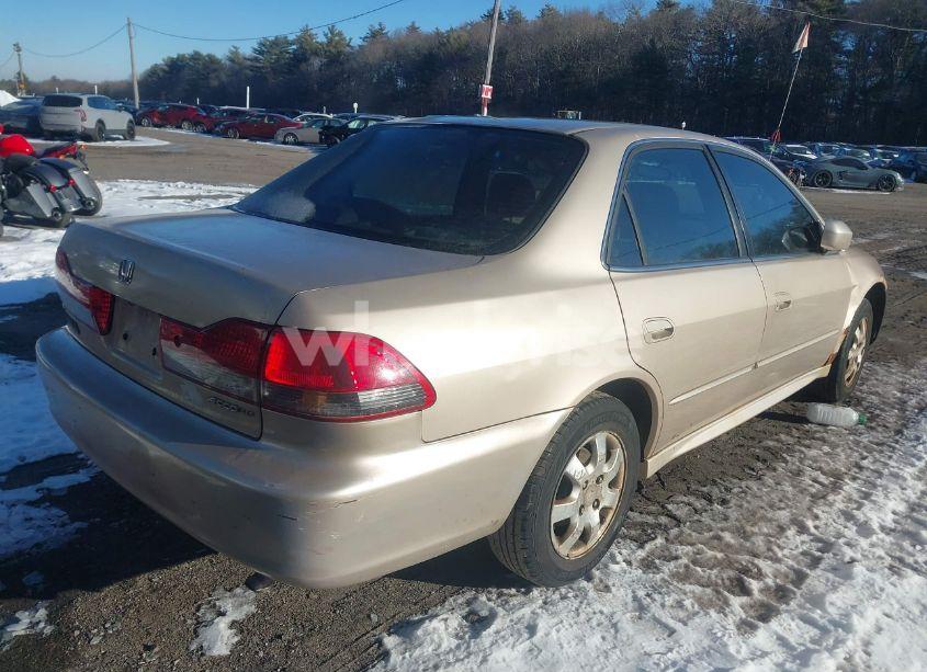 Photo 4 of 2002 Honda Accord 2.3 EX/2.3 SE (VIN 1HGCG66842A039102)