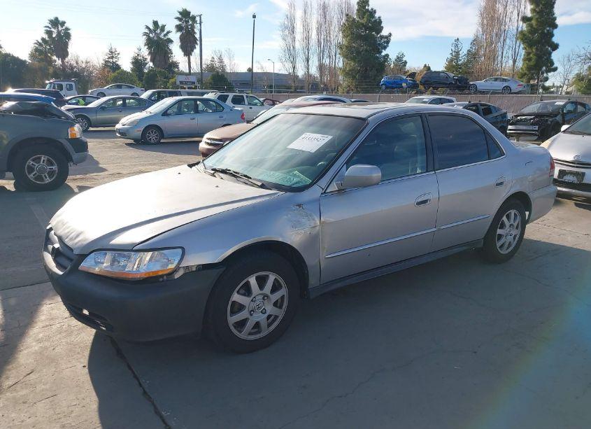 Photo 2 of 2002 Honda Accord 2.3 EX/2.3 SE (VIN 1HGCG66842A051783)