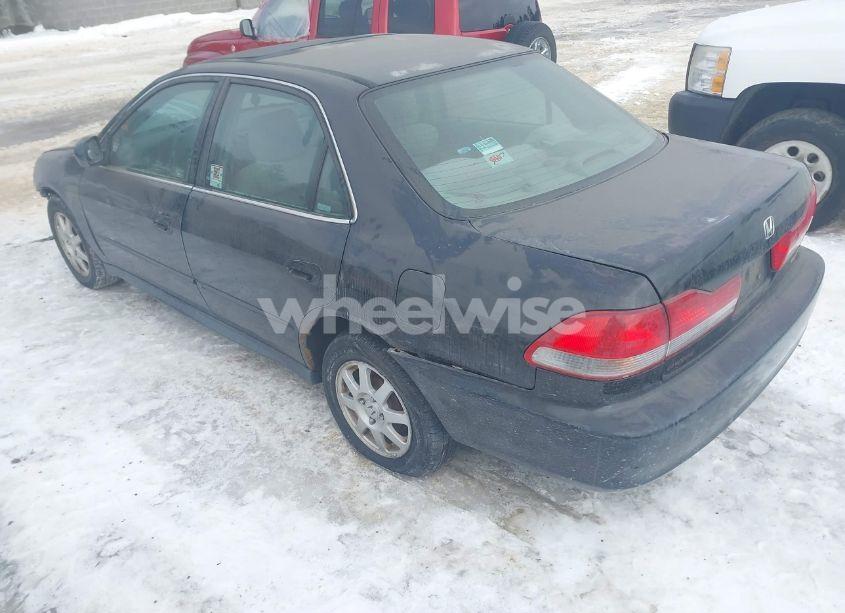 Photo 3 of 2002 Honda Accord 2.3 EX/2.3 SE (VIN 1HGCG66842A054926)