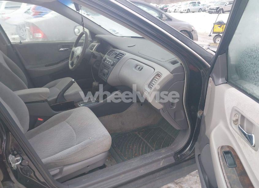 Photo 5 of 2002 Honda Accord 2.3 EX/2.3 SE (VIN 1HGCG66842A054926)