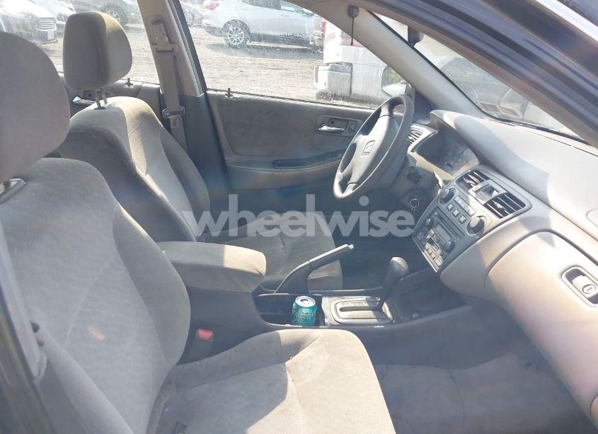 Photo 5 of 2002 Honda Accord 2.3 EX/2.3 SE (VIN 1HGCG66842A120181)