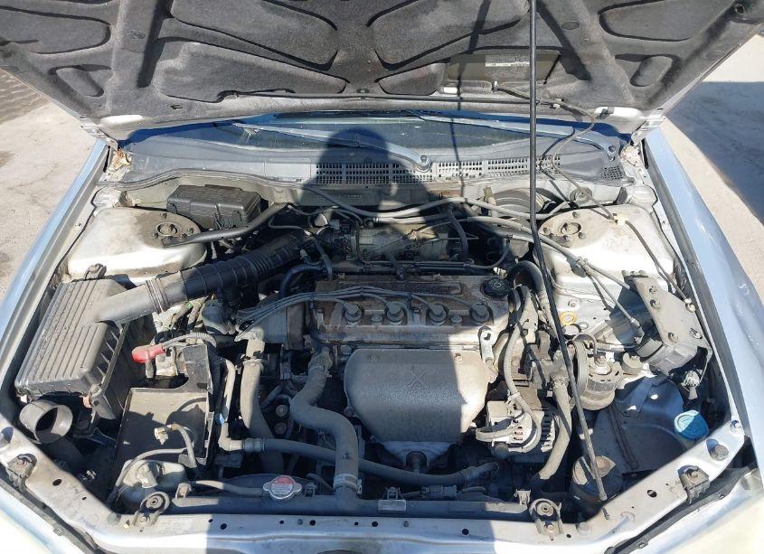 Photo 10 of 2002 Honda Accord 2.3 EX/2.3 SE (VIN 1HGCG66842A166528)