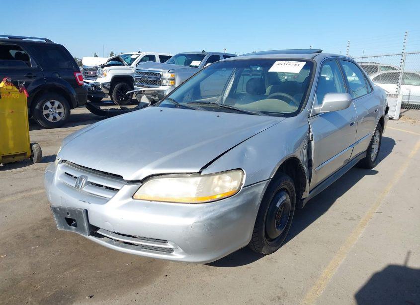 Photo 2 of 2002 Honda Accord 2.3 EX/2.3 SE (VIN 1HGCG66842A166528)
