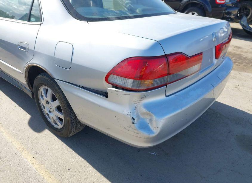 Photo 20 of 2002 Honda Accord 2.3 EX/2.3 SE (VIN 1HGCG66842A166528)