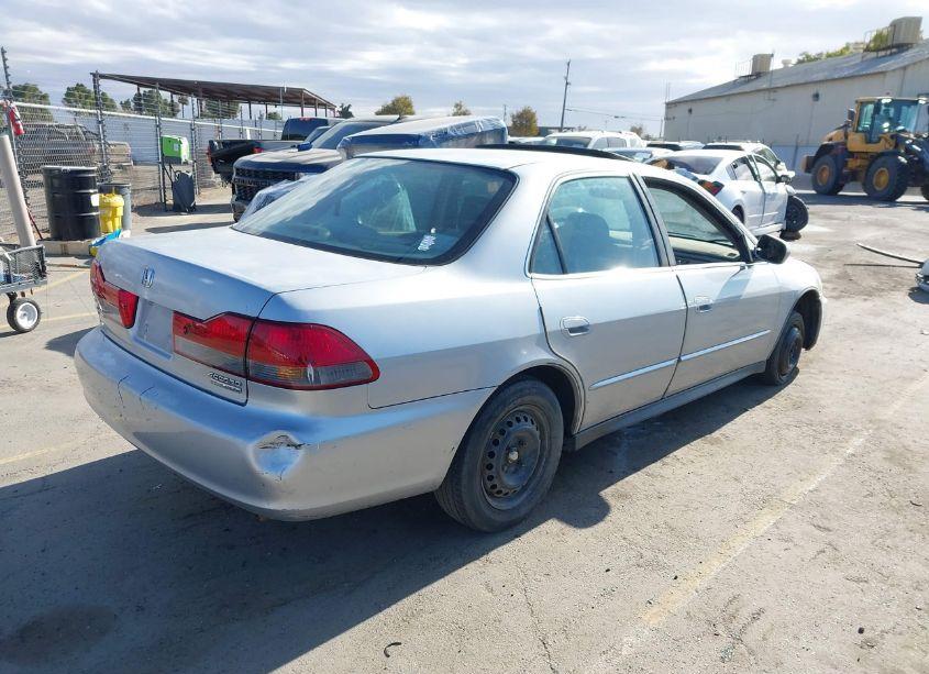 Photo 4 of 2002 Honda Accord 2.3 EX/2.3 SE (VIN 1HGCG66842A166528)