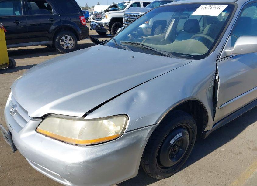 Photo 6 of 2002 Honda Accord 2.3 EX/2.3 SE (VIN 1HGCG66842A166528)