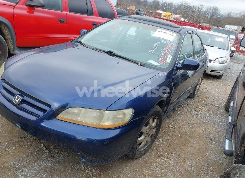 Photo 2 of 2001 Honda Accord 2.3 EX (VIN 1HGCG66851A006026)