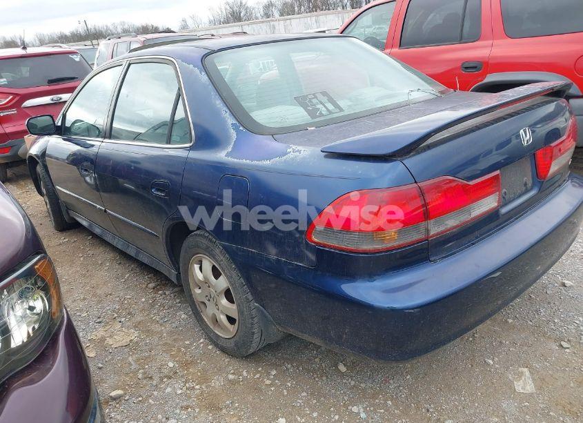 Photo 3 of 2001 Honda Accord 2.3 EX (VIN 1HGCG66851A006026)