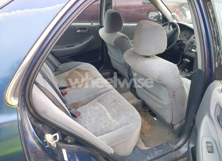Photo 8 of 2001 Honda Accord 2.3 EX (VIN 1HGCG66851A006026)
