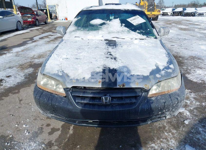 Photo 6 of 2002 Honda Accord 2.3 EX/2.3 SE (VIN 1HGCG66852A053638)