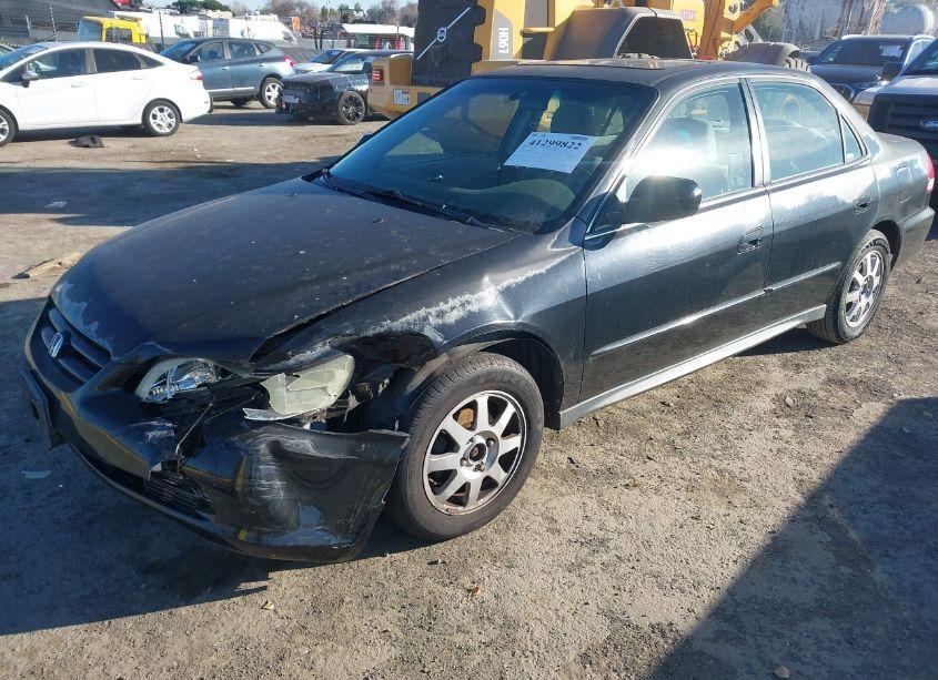 Photo 2 of 2002 Honda Accord 2.3 EX/2.3 SE (VIN 1HGCG66852A132517)