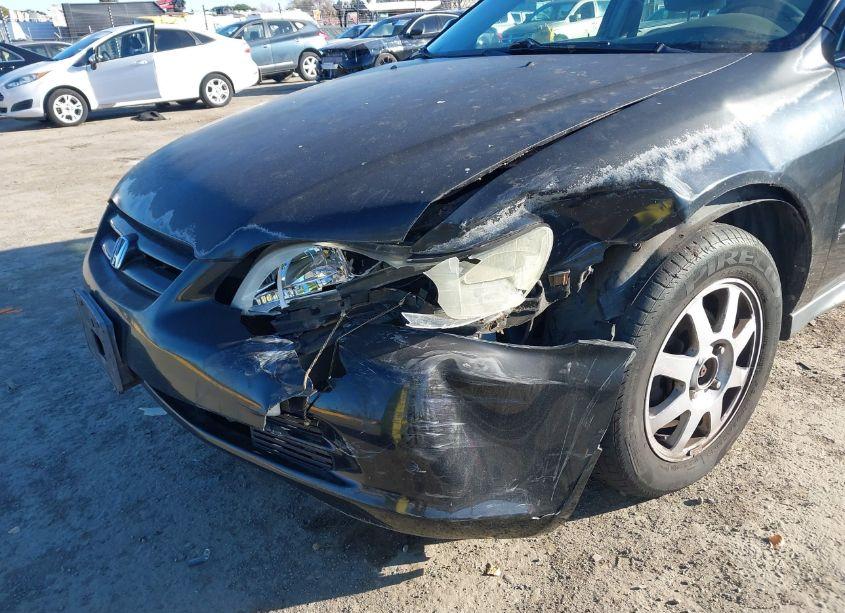 Photo 6 of 2002 Honda Accord 2.3 EX/2.3 SE (VIN 1HGCG66852A132517)