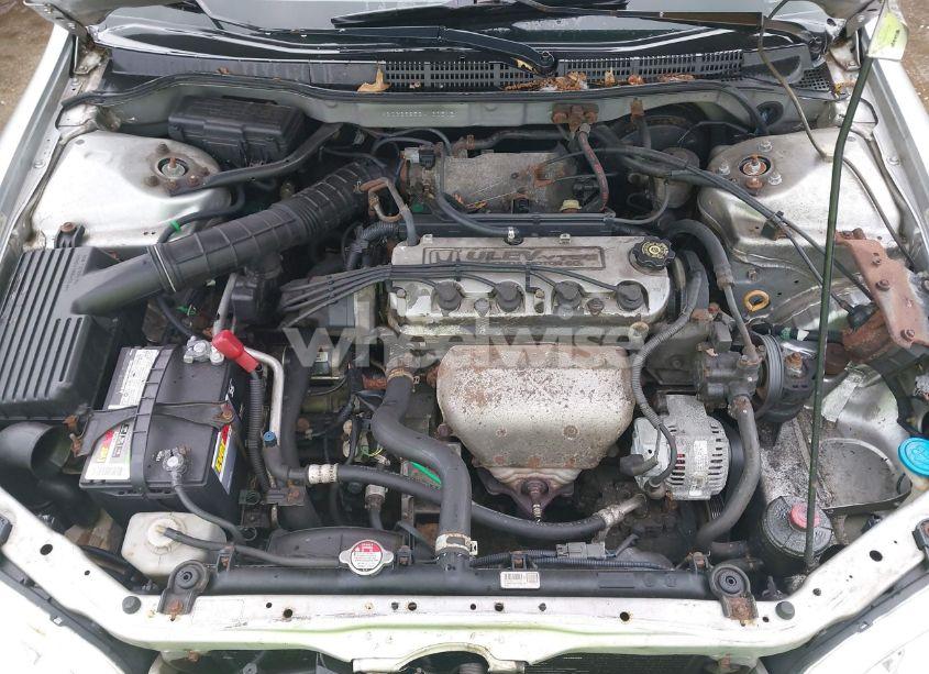 Photo 10 of 2002 Honda Accord 2.3 EX/2.3 SE (VIN 1HGCG66852A160513)