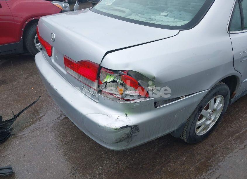 Photo 6 of 2002 Honda Accord 2.3 EX/2.3 SE (VIN 1HGCG66852A160513)