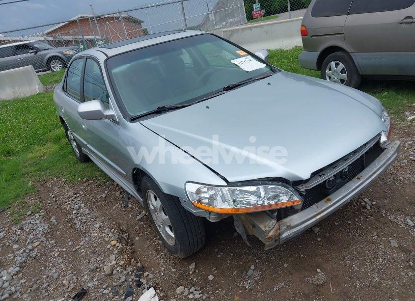 2001 Honda Accord 2.3 EX (VIN 1HGCG66861A074027) main photo